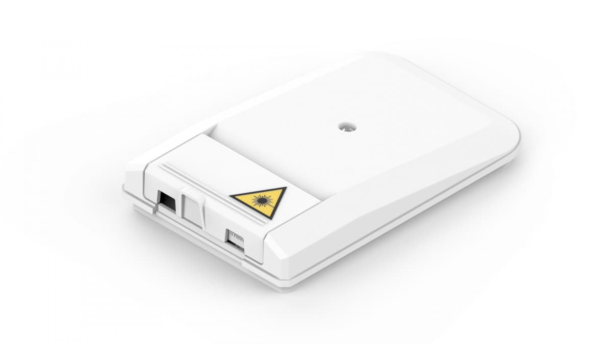 Placa de pared de fibra COYOTE® Axcess Solutions para demarcación de fibra óptica