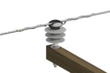 Atadura WRAPLOCK instalada en aislador de distribución