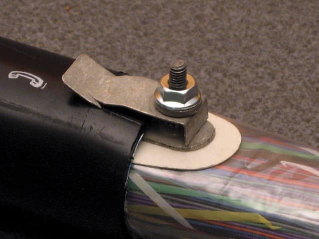 Conector de blindaje MORAY™ y MINI-MORAY™